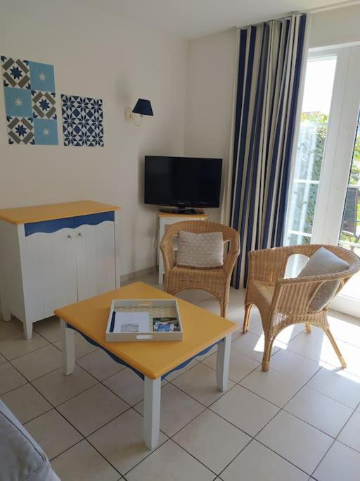 Charmante Maison De Vacances Avec Acces Piscine Talmont-Saint-Hilaire Eksteriør bilde