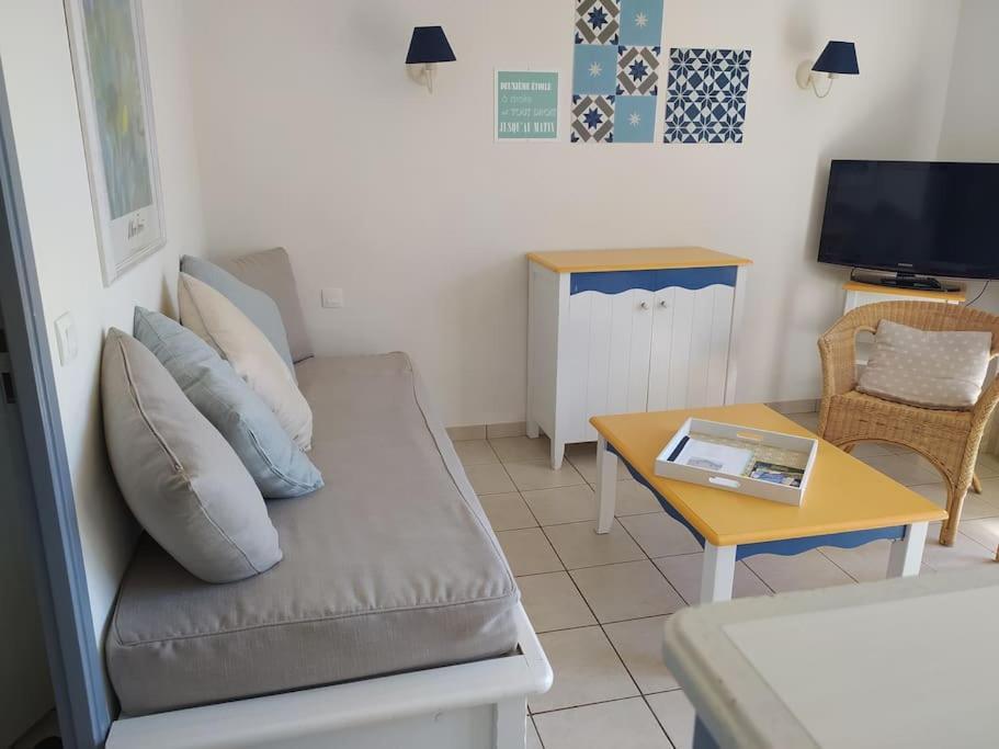 Charmante Maison De Vacances Avec Acces Piscine Talmont-Saint-Hilaire Eksteriør bilde